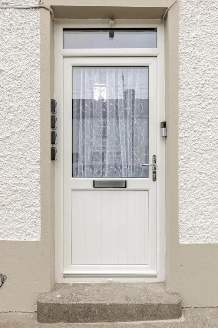 Doorstep To The Burren Hotel Gort Exterior photo